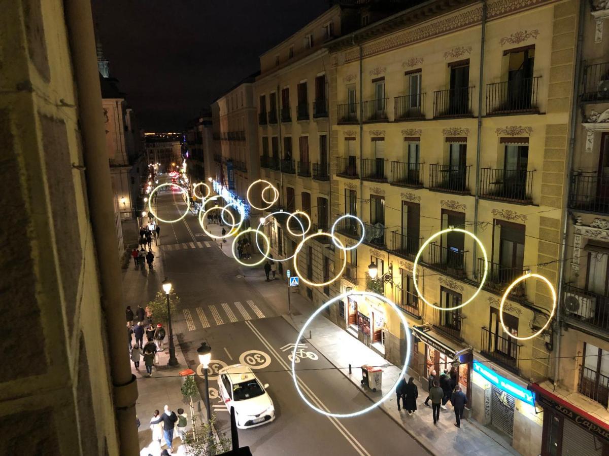 Mayor Calle: Historic Centro Near Plaza Mayor Apartment