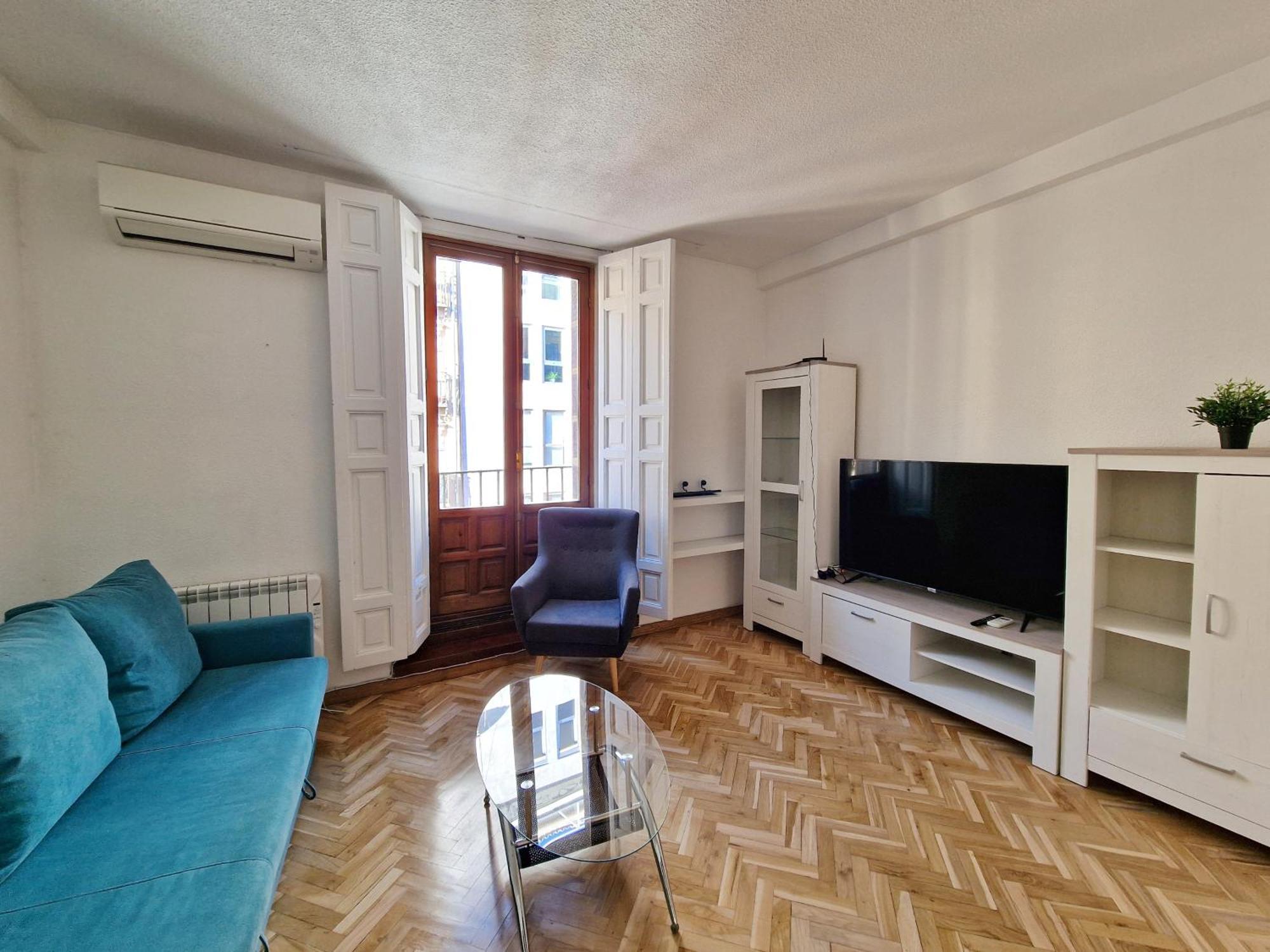 Apartment Mayor Calle: Historic Centro Near Plaza Mayor Madrid
