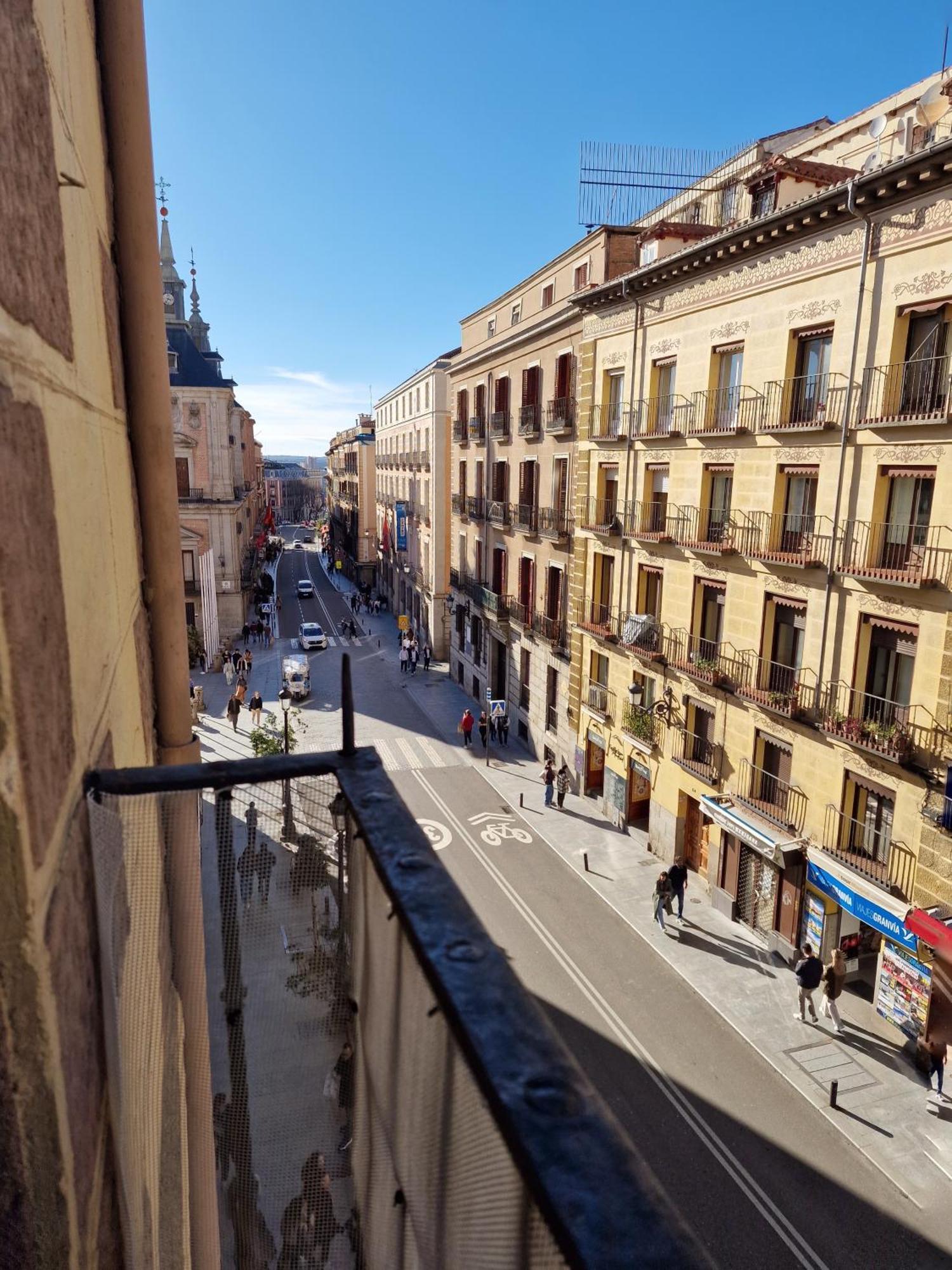 Mayor Calle: Historic Centro Near Plaza Mayor Apartment Madrid